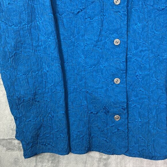 Chicos Blue Rose Pattern Full Button Up Collared Top Blouse Jacket Size 2 - Picture 6 of 10